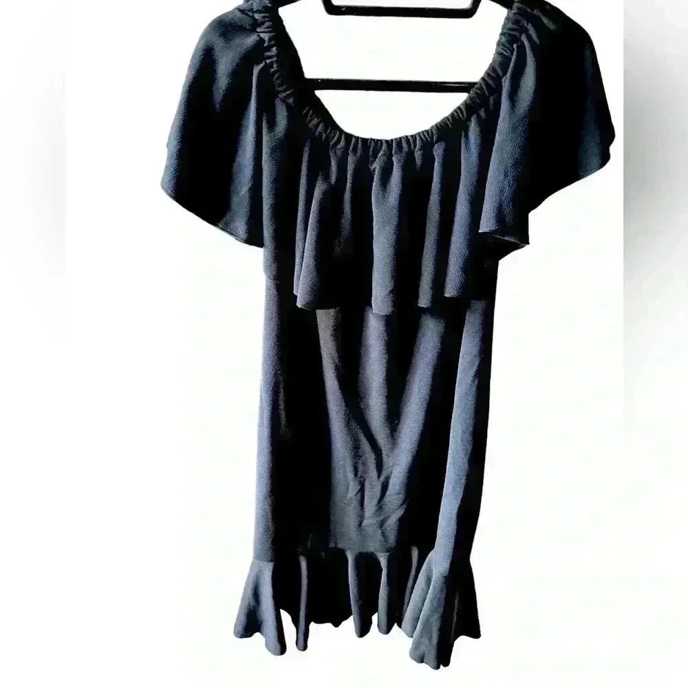 Lularoe Large solid black one shoulder, off‎ shoulder Cici dress.NWT. Vacation!